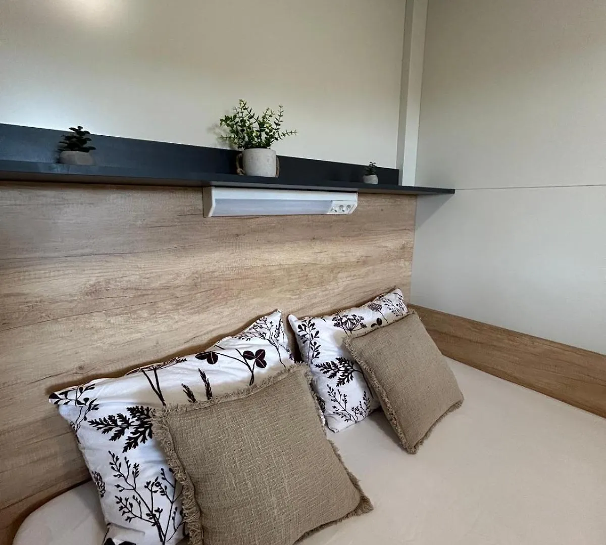 Campsite Mobile Home Vilmaris Pakostane